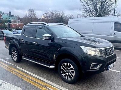 Black Used 2017 Nissan Navara Tekna Pickup | £8,995 (Good price)
