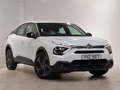 Used Citroën C4 PureTech 131 HP (96 kW) 2022 White Hatchback