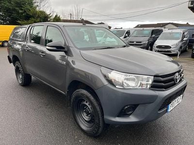 Usado Toyota HiLux Active 150 HP (110 kW) 2017 Cinzento Pickup