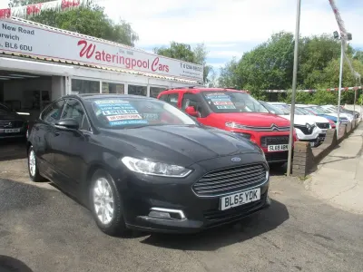 Used Ford Mondeo Zetec 120 HP (88 kW) 2016 Black Hatchback