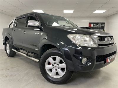 used Toyota HiLux 3.0 D-4D Invincible Pickup Double Cab Auto 4WD 4dr