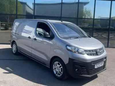Used Vauxhall Vivaro 120 HP (88 kW) 2022 Grey MPV
