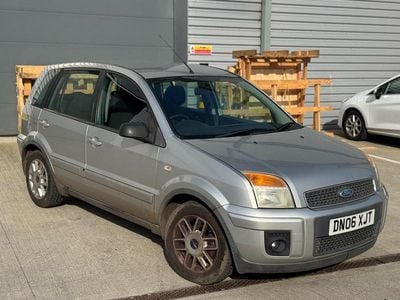 Used Ford Fusion Zetec 2006 Silver Hatchback