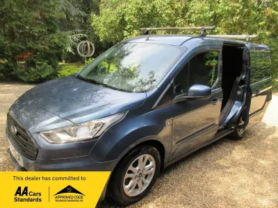 Used Ford Transit Connect Limited 120 HP (88 kW) 2020 Blue MPV