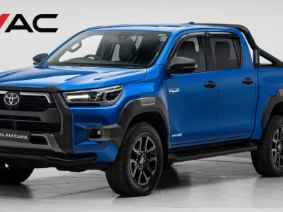 Second-hand Toyota HiLux 2023 Albastru Pickup