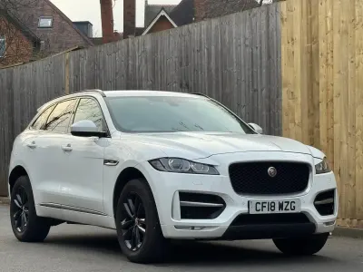 Used Jaguar F-Pace R-Sport 180 HP (132 kW) 2018 White SUV