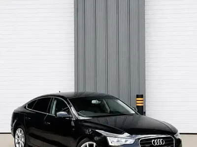 Begagnad Audi A5 2016 Svart Sportkupé