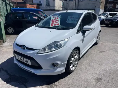 Usado Ford Fiesta Metall 2012 Blanco Utilitario
