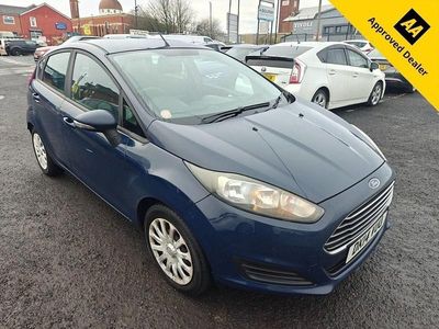 Blue Used 2014 Ford Fiesta Style Hatchback | £3,795 (Fair price)