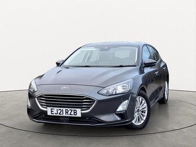 Used Ford Focus Titanium 125 HP (91 kW) 2021 Grey Hatchback