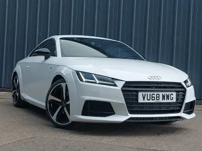 Used Audi TT Black Edition 180 HP (132 kW) 2018 White Coupe
