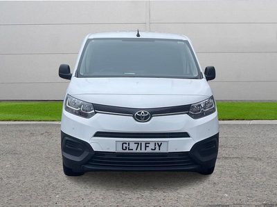 White Used 2021 Toyota Proace Active MPV | £10,980 (Good price)