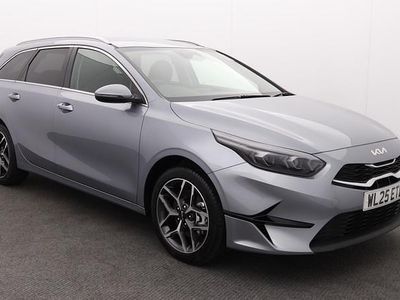New Kia Ceed 138 HP (101 kW) 2025 Silver Hatchback