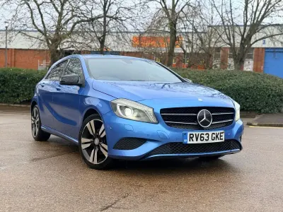 Usado Mercedes A200 2013 Azul Utilitario
