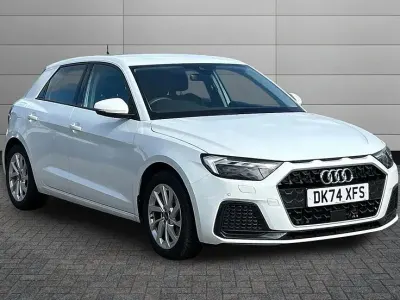 Used Audi A1 Sportback Sport 114 HP (83 kW) 2024 Glacier white Hatchback