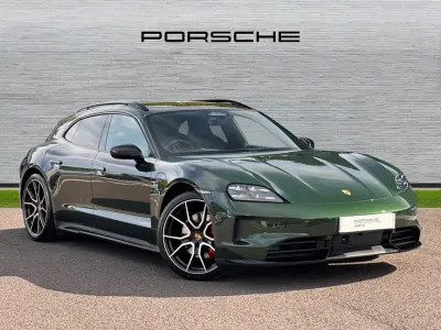 Used Porsche Taycan 4S Sport Turismo Black Edition 439 kW (598 HP) 2026 Green Estate