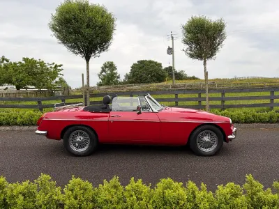 Used MG B 95 HP (69 kW) 1969 Red Cabriolet