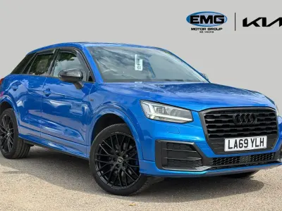 Used Audi Q2 Black Edition 116 HP (85 kW) 2020 Blue SUV