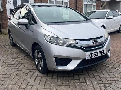 Used Honda Jazz Hybrid 122 HP (89 kW) 2013 Silver Hatchback