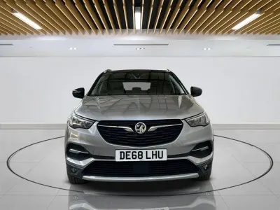 Second-hand Vauxhall Grandland X Sport 130 CP (95 kW) 2018 Gri SUV