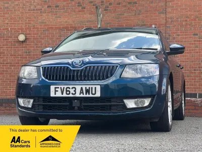 Used Skoda Octavia Elegance 2013 Blue Estate