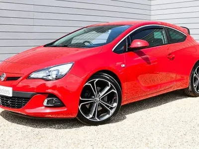 Used Vauxhall Astra GTC Edition 200 HP (147 kW) 2017 Coupe