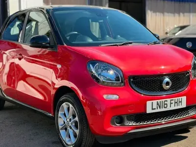 Used Smart ForFour Passion 71 HP (52 kW) 2016 Red Hatchback