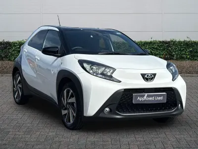 Used Toyota Aygo X 72 HP (52 kW) 2025 White SUV