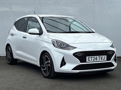 White Used 2024 Hyundai i10 Premium Hatchback | £14,121 (Fair price)