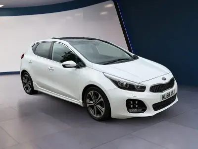 Used Kia Ceed GT-Line S 136 HP (100 kW) 2018 White Hatchback