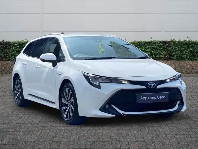Used Toyota Corolla Design 2021 White Estate