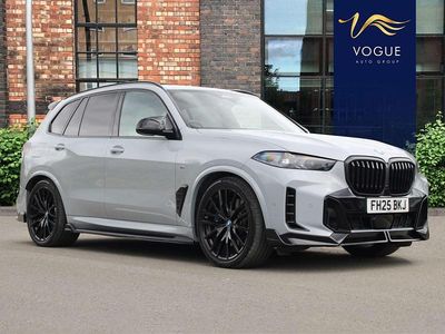 Begagnad BMW X5 M Sport 2025 Grå SUV