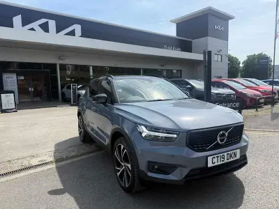 Used Volvo XC40 R-Design 2019 Grey SUV