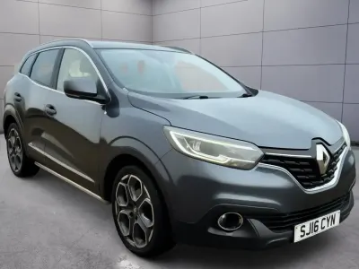Usado Renault Kadjar Dynamique 130 HP (95 kW) 2016 Cinzento SUV