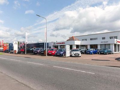 Używany Citroën C3 Aircross PureTech 110 KM (80 kW) 2023 Czerwony SUV