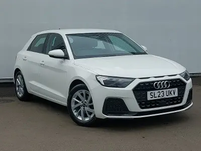 Gebraucht Audi A1 Sport 95 PS (69 kW) 2023 Weiß SUV