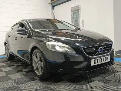 Used Volvo V40 SE Lux 180 HP (132 kW) 2026 Black Hatchback