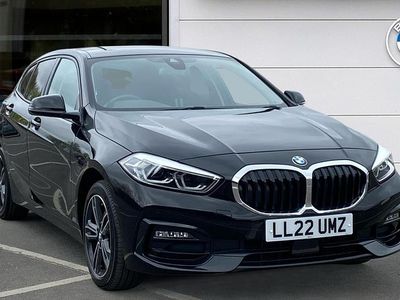 Used BMW 118 Sport Line 134 HP (98 kW) 2022 Black Hatchback