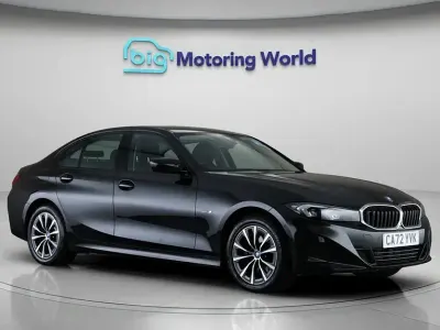 Begagnad BMW 330e Sport Line 292 HK (214 kW) 2023 Svart Sedan