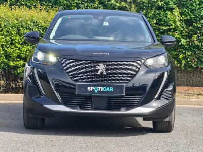 Used Peugeot 2008 Allure Premium 100 HP (73 kW) 2022 Black SUV