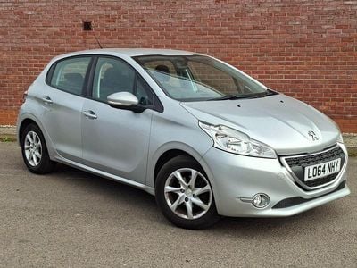 Used Peugeot 208 Active 82 HP (60 kW) 2014 Silver Hatchback