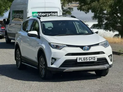 Used Toyota RAV4 Business Edition 197 HP (144 kW) 2016 White SUV