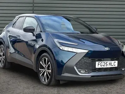 Used Toyota C-HR Design 140 HP (102 kW) 2025 Blue SUV