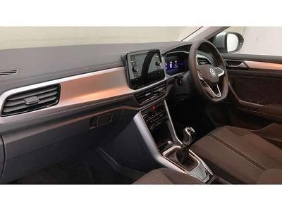 Used VW T-Roc Match 150 HP (110 kW) 2025 Silver SUV