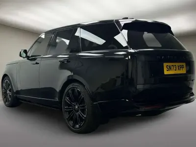 Gebraucht Land Rover Range Rover SE 296 PS (217 kW) 2023 Schwarz SUV