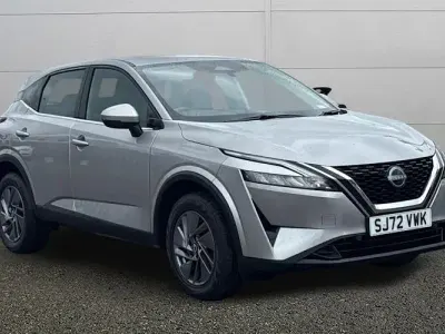 Używany Nissan Qashqai Acenta Premium 140 KM (102 kW) 2023 Srebrny SUV
