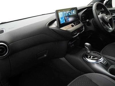 Used Nissan Juke N-Connecta 143 HP (105 kW) 2025 Silver SUV