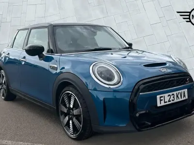 Used Mini Cooper S Exclusive 176 HP (129 kW) 2023 Blue Hatchback