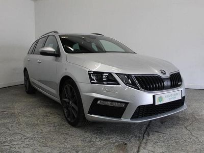 Begagnad Skoda Octavia vRS 184 HK (135 kW) 2017 Silver Kombi
