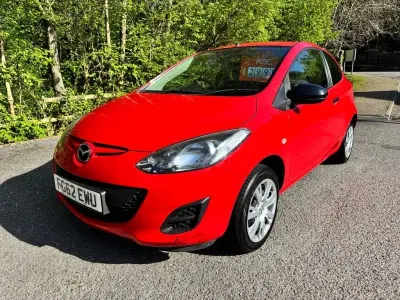 Używany Mazda 2 2012 Czerwony Hatchback